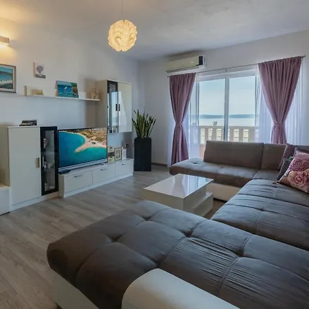 Dany - Free Parking *