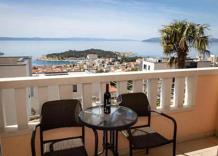Dany - Free Parking Apartment Makarska