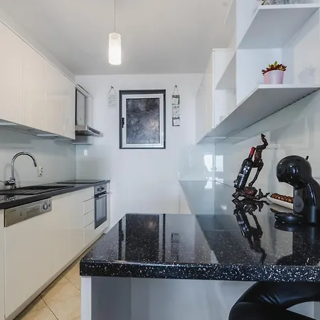 Dany - Free Parking * Makarska